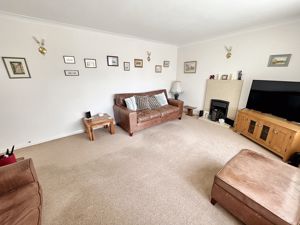 Lounge- click for photo gallery